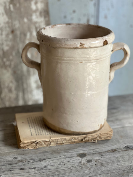 Ancient medium Italian Confit