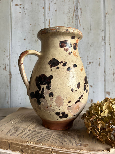 Stunning marbled Pot