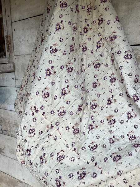 Beautiful Vintage French Quilt