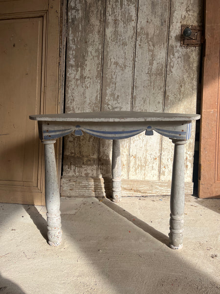 Decorative Antique Table