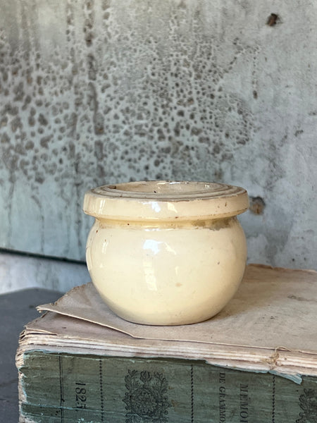 Small Vintage French Pot