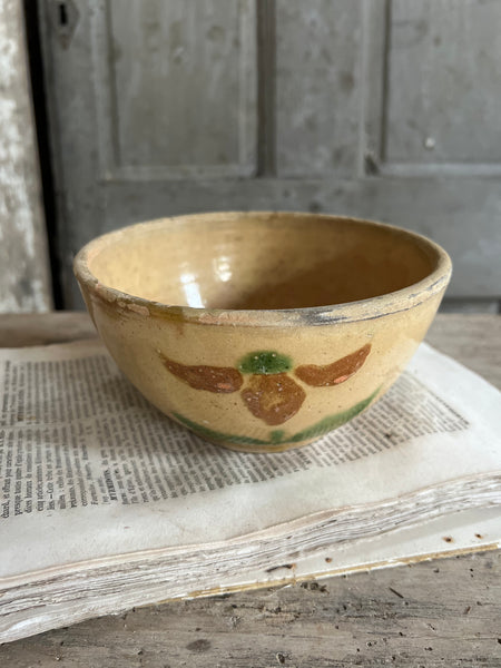 Beautiful Provençal Floral Bowl