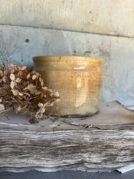 French K&G Luneville Antique Pot