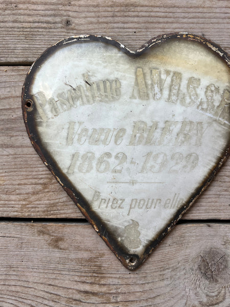 Vintage French Rustic Memorial Heart