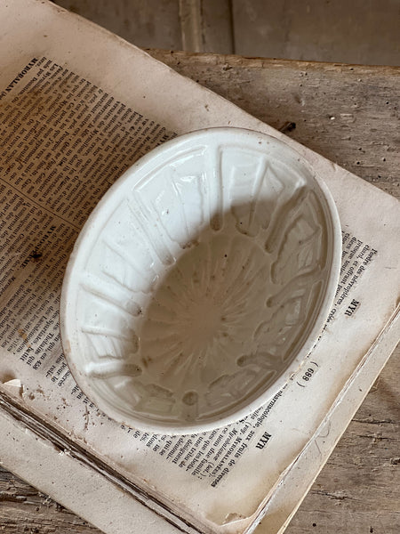 Decorative Aged Mould