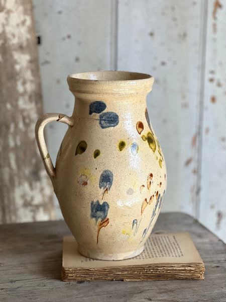Beautiful Italian Spruzzo Vessel