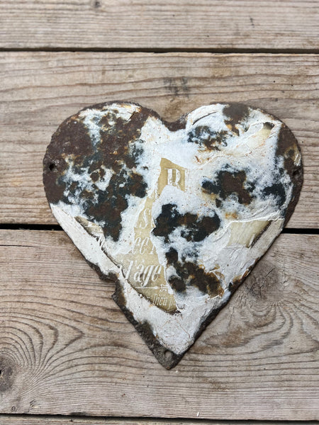 Incredible Ristic Vintage French Rustic Memorial Heart