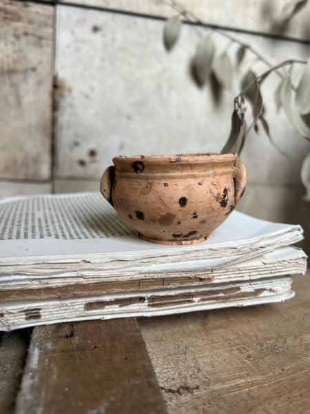 Sweet French Vintage Pot