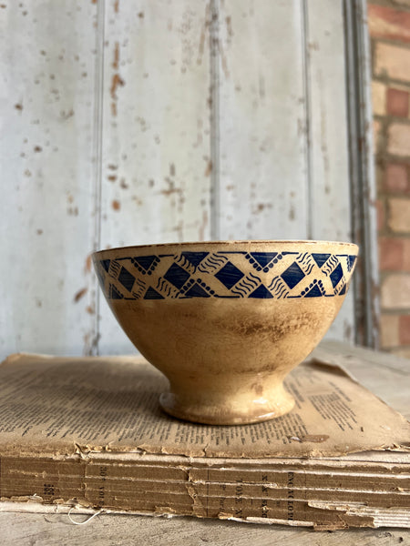 Large Buttery Stencilled Rustic Cafe Au Lait