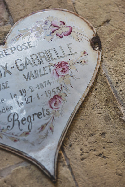 Large Decorative Rustic French Memorial Heart