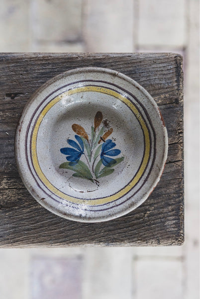 Antique Cul Noir Dish