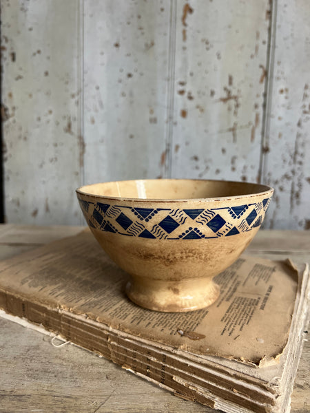 Large Buttery Stencilled Rustic Cafe Au Lait