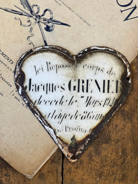 Vintage French Rustic Memorial Heart