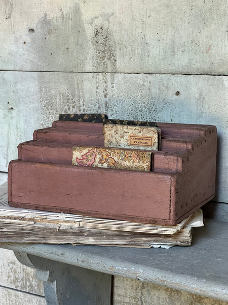 Sweet Vintage Letter Rack