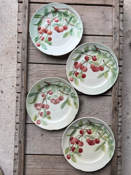 Sweet K&G Cherry Plates