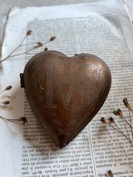 Sweet Vintage Heart