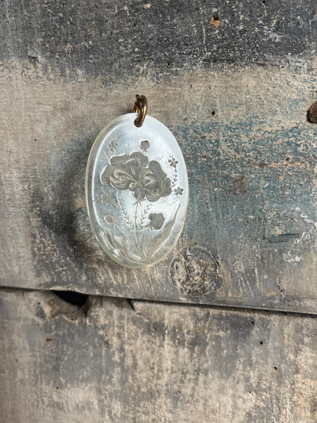 Sweet Vintage Floral Pendent