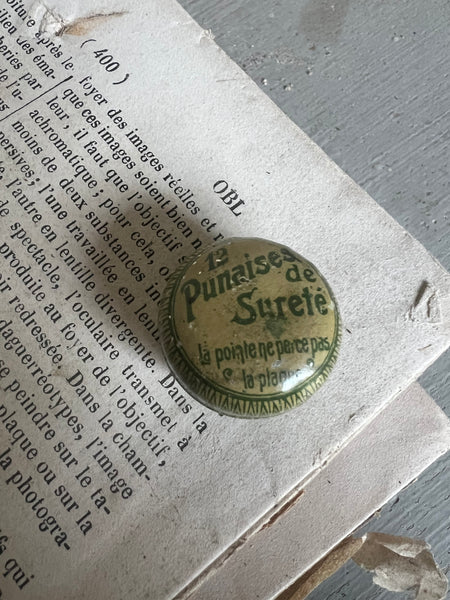 Sweet Vintage French Tin