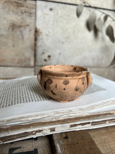 Sweet French Vintage Pot