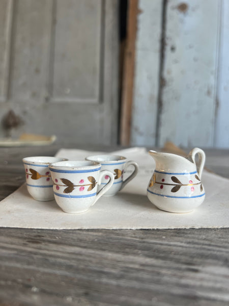 Vintage Tea-set Pieces