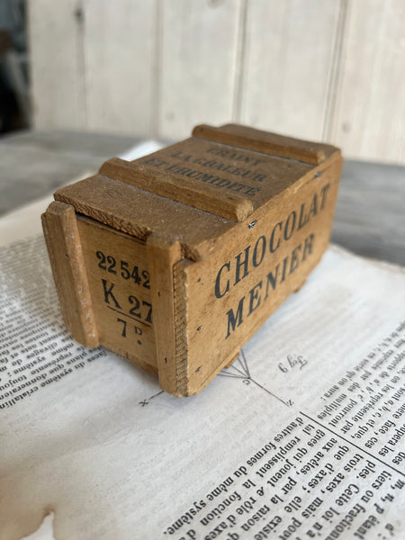 Mini Vintage Chocolat Menier Crate Box