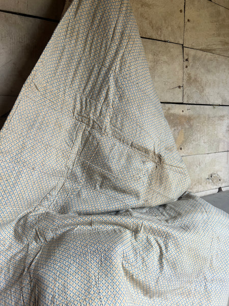 Beautiful Vintage French Quilt