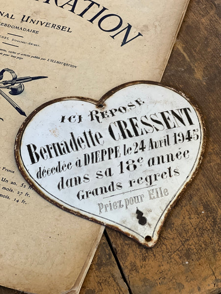 Vintage French Rustic Memorial Heart