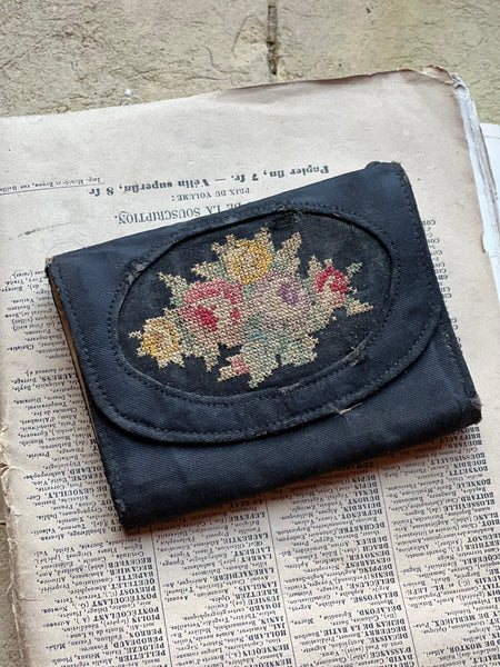 Sweet Vintage French Purse with Mirror