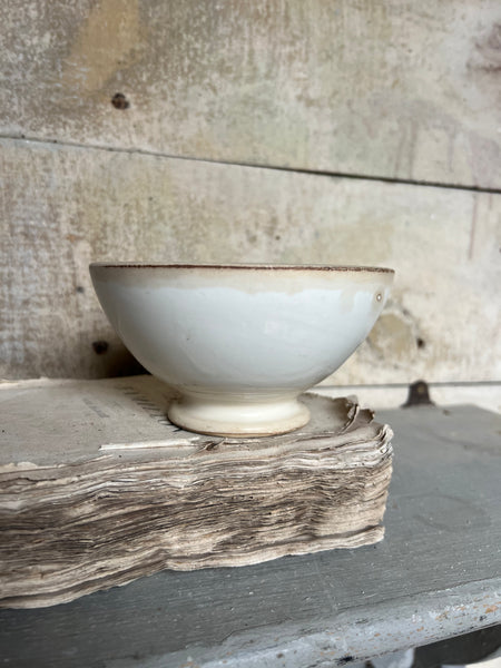 Small Vintage Cafe Au Lait