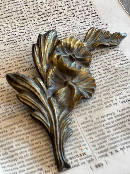 Metal Floral Moulding