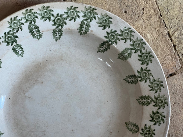 Creil et Montereau Vintage Spongewear Dish