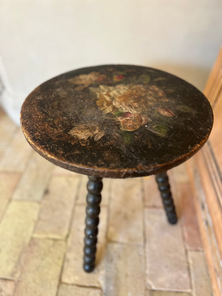 Sweet Handpainted Vintage Table