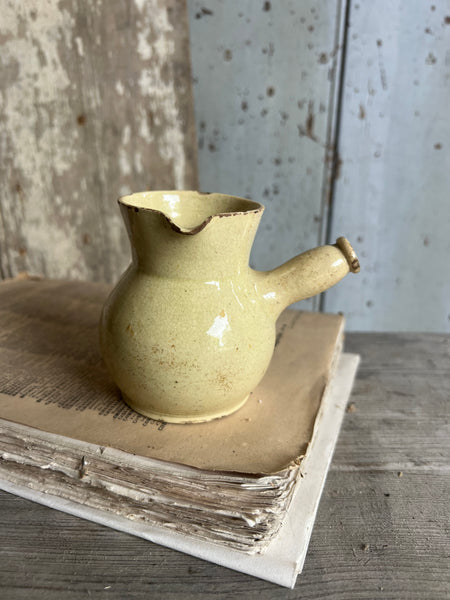 Sweet French Yellow Pot