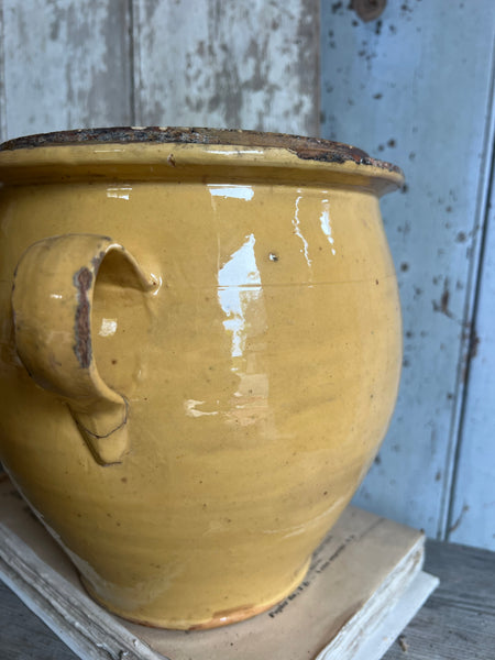 Rustic Yellow Handled Vintage French Pot