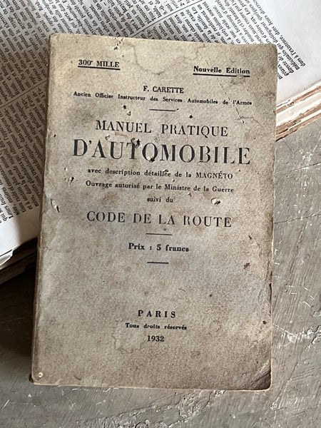 Antique 1932 Automobile Book
