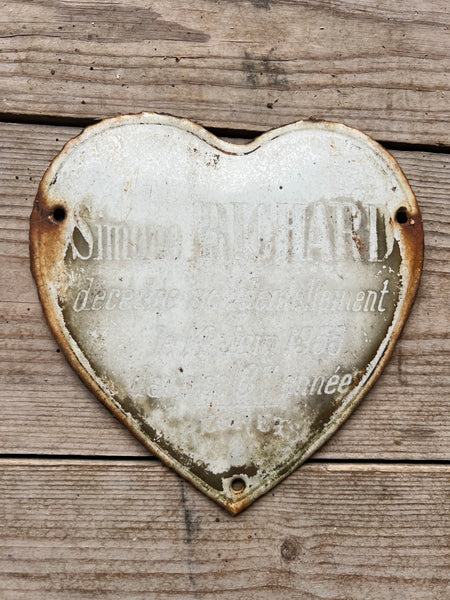 Vintage French Rustic Memorial Heart