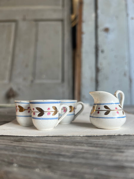 Vintage Tea-set Pieces