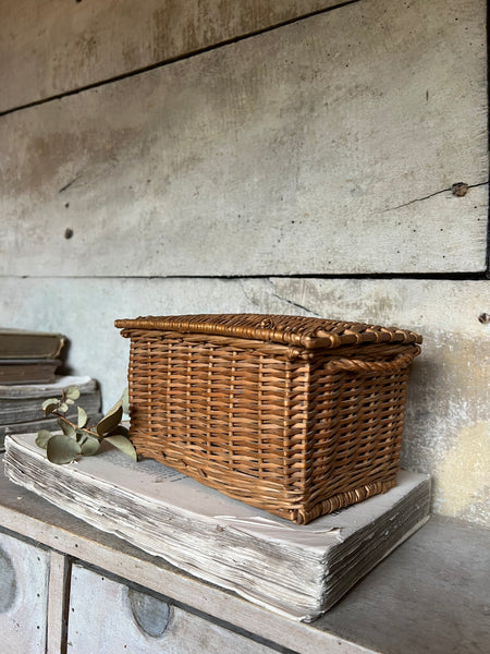 Small Lidded Vintage Basket