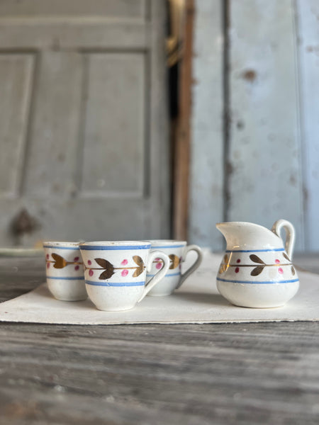 Vintage Tea-set Pieces