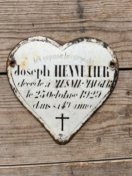Vintage French Rustic Memorial Heart