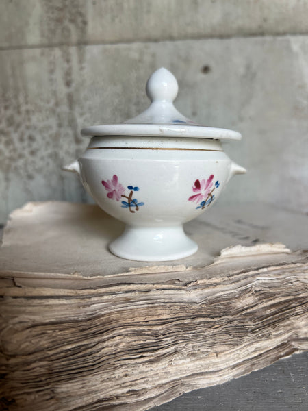 Sweet Mini Vintage Souperie