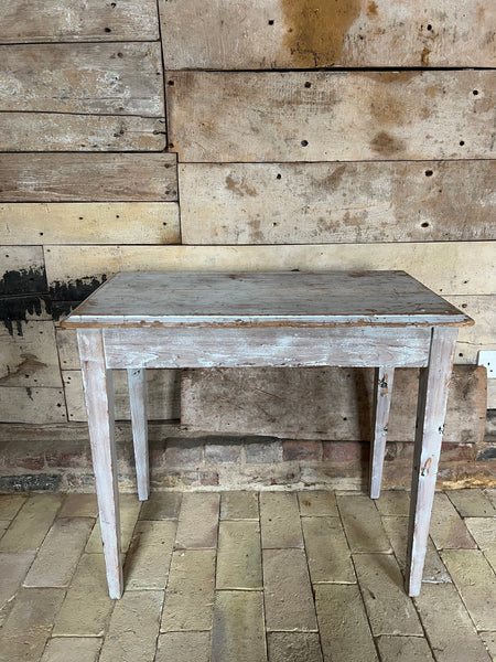 Sweet Vintage Painted Swedish Table