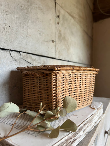 Small Lidded Vintage Basket