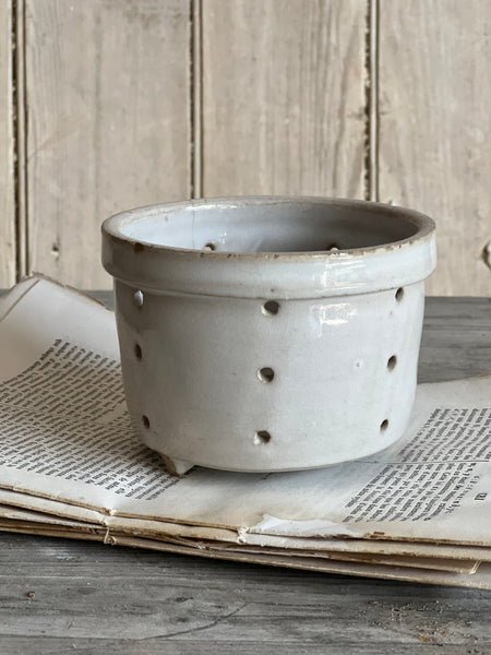 Small Crisp White Vintage French Faiselle Cheese Mould