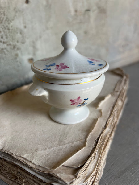 Sweet Mini Vintage Souperie