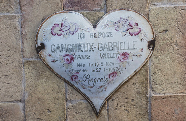 Large Decorative Rustic French Memorial Heart