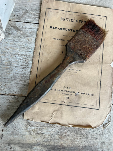 French Vintage Brush