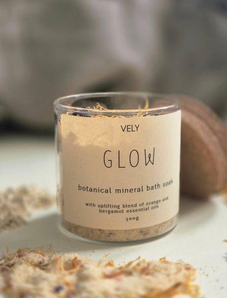 Vely Botanical Mineral Bath Salts "Glow"