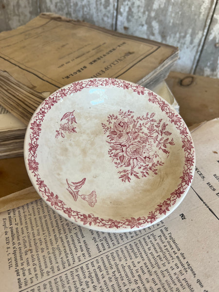 Small Vintage French Soap Dish