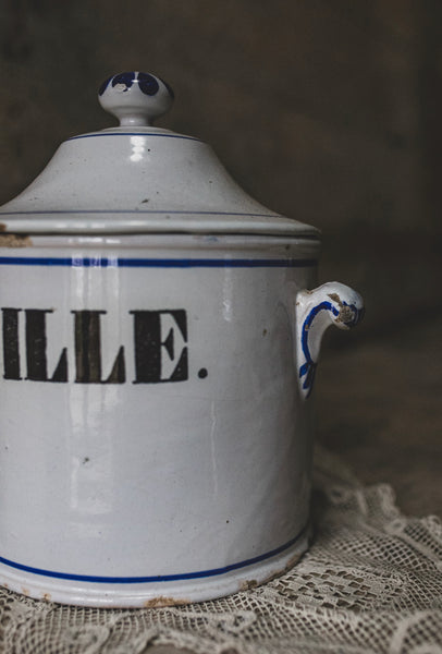 Large Vintage Sorrel Apothecary Jar